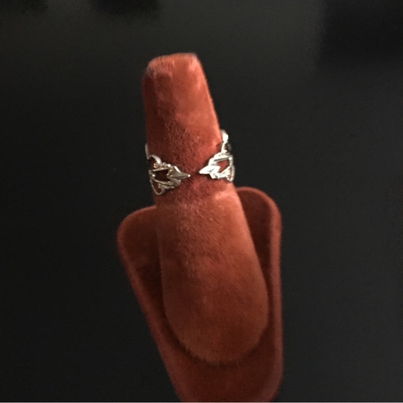 2 Rings - Picture 4 of 13